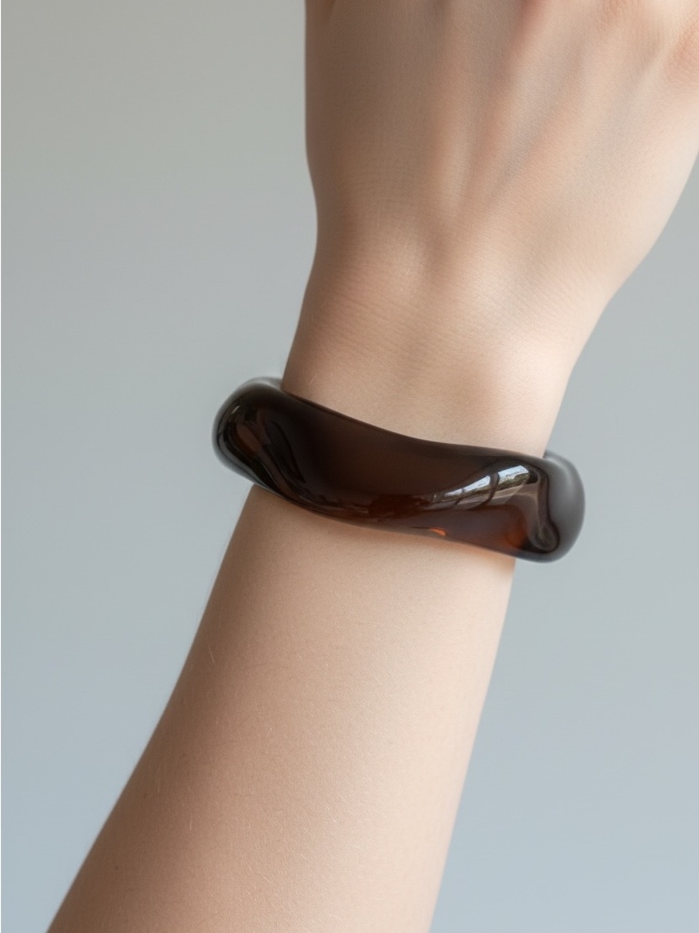 9/18 Brown Resin Bangle Bracelet - Sleek Wearable Accent